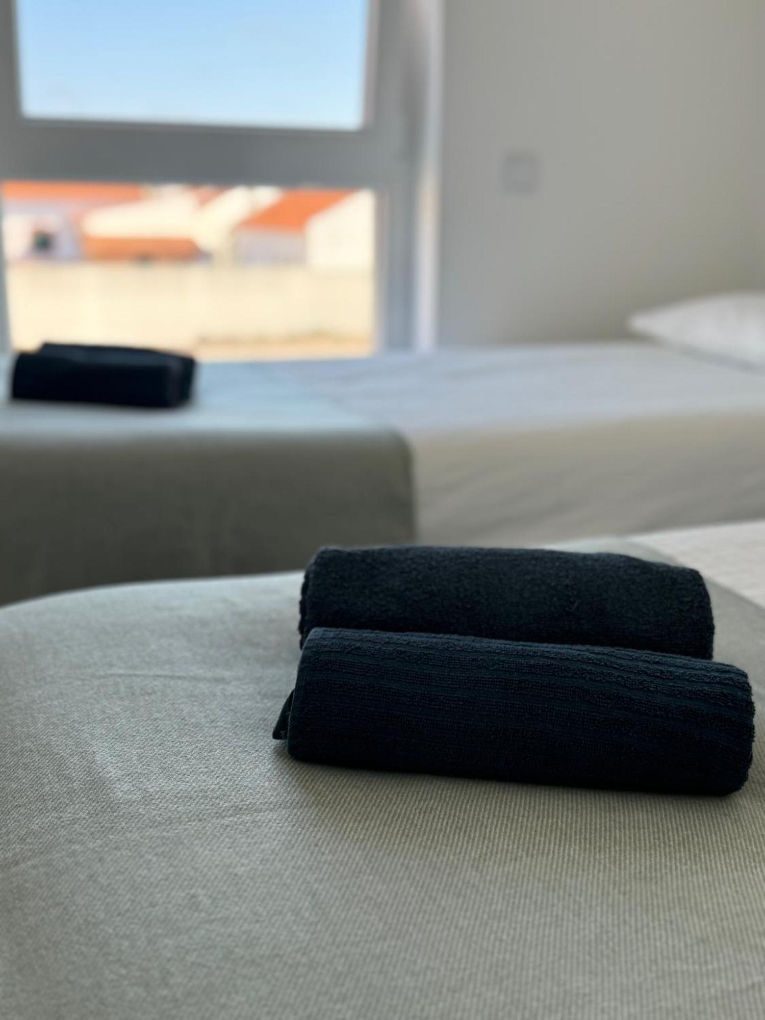 Talafa Beach House - Almograve Bagian luar foto